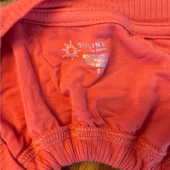 Offline by Aerie Thumbs Up Tie-Back T-Shirt, S, Coral, Ribbed Cropped Open-Back - Picture 12 of 13